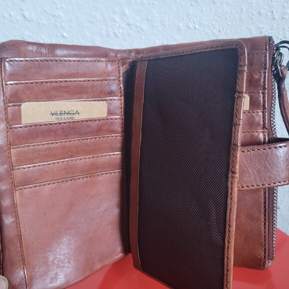 Vilenca Holland Women's Wallet - Picture 4 of 7
